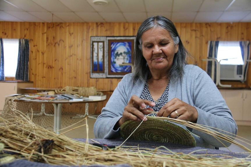 Ngarrindjeri Elder Ellen Trevorrow weaving.