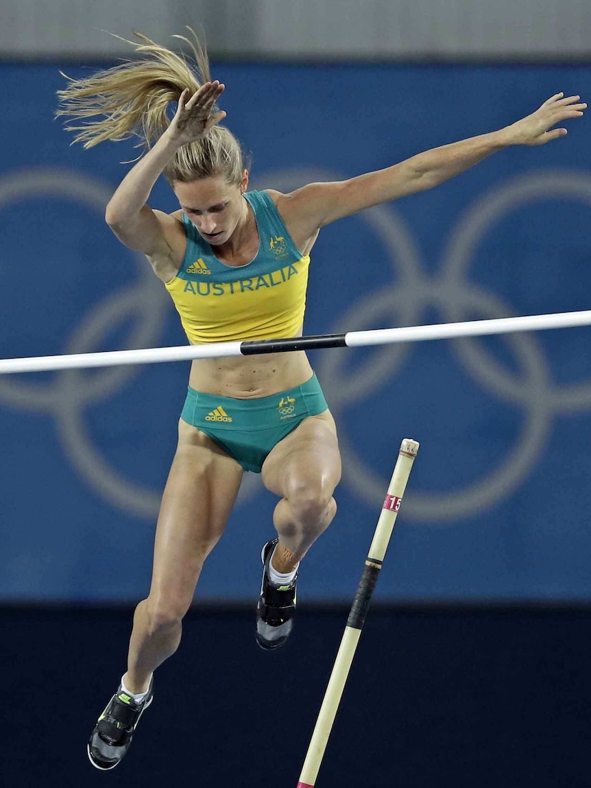 Alana Boyd competes in the women's pole vault final.