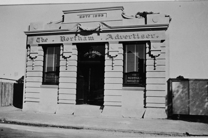 Old black and white photo of the Northam Advertiser, a concrete building in Northam.