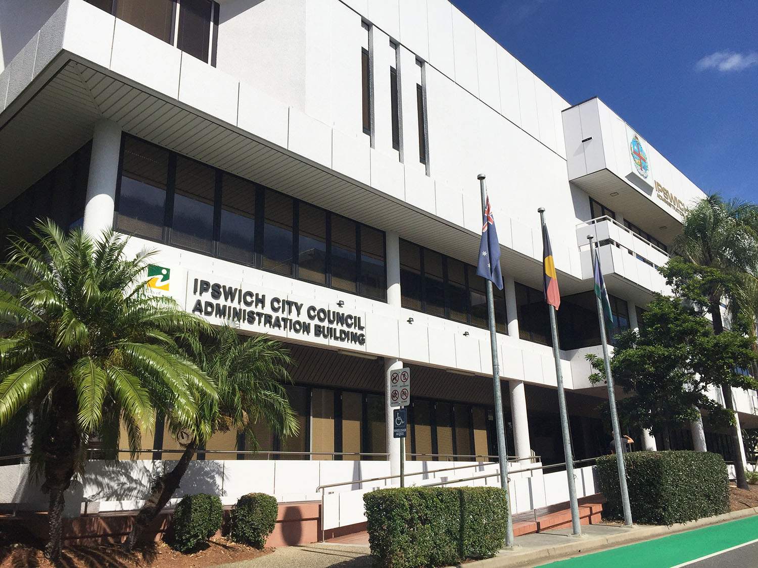 Ipswich Council 'forced' to take Queensland Government to court to