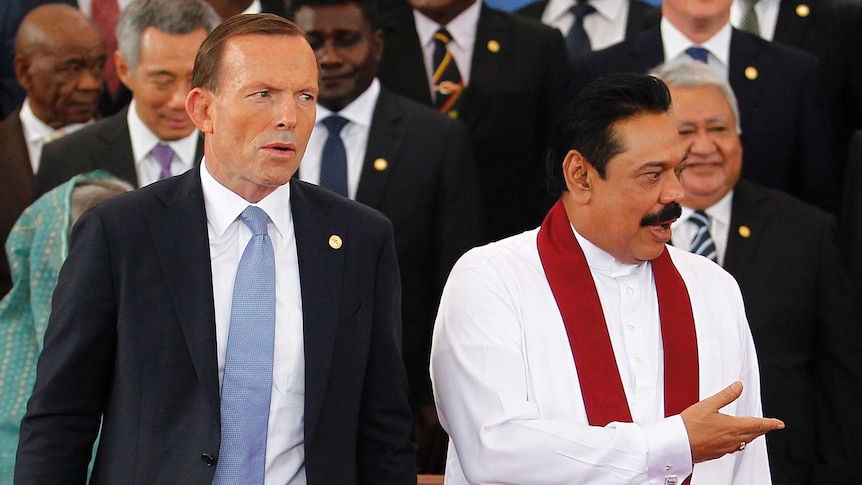 Tony Abbott and Mahinda Rajapaksa at Colombo CHOGM summit