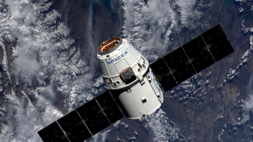 SpaceX dragon cargo prepares to deliver goods to the International Space Station, April 2016