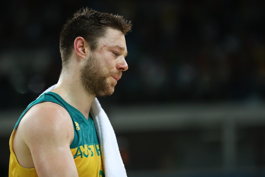 Matthew Dellavedova cries after Australia loses to Spain at the Rio Olympic Games in 2016.