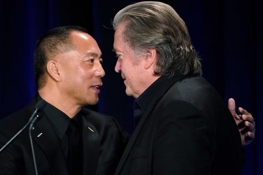 Guo Wengui with Steve bannon.