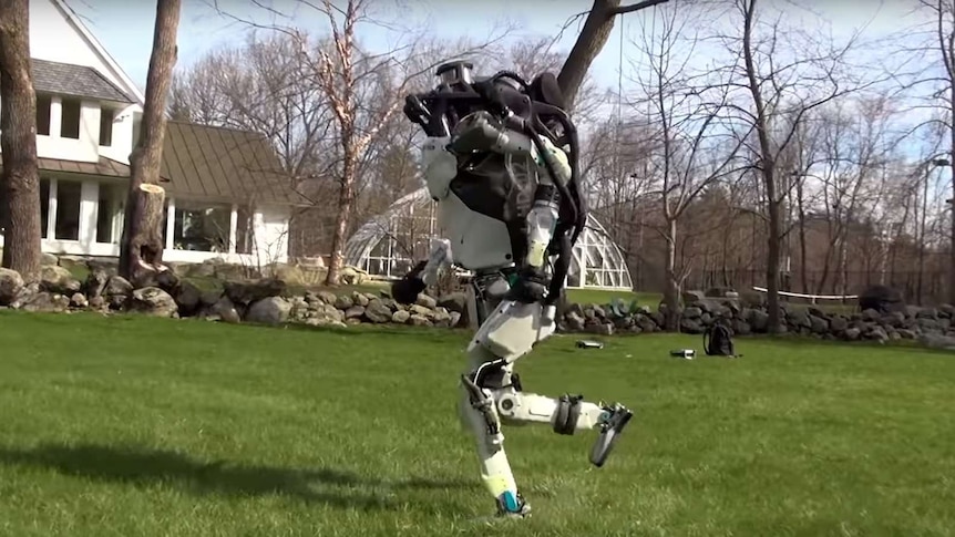 Boston Dynamics' robot Atlas goes for a jog in the countryside