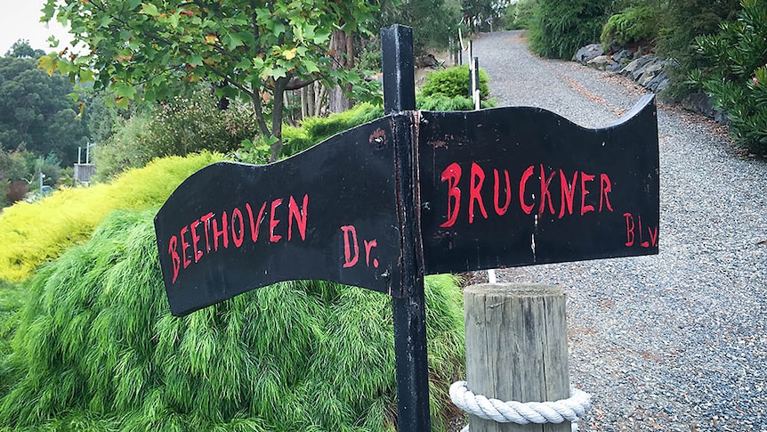 Bruckner and Beethoven both lead to Jessie's home