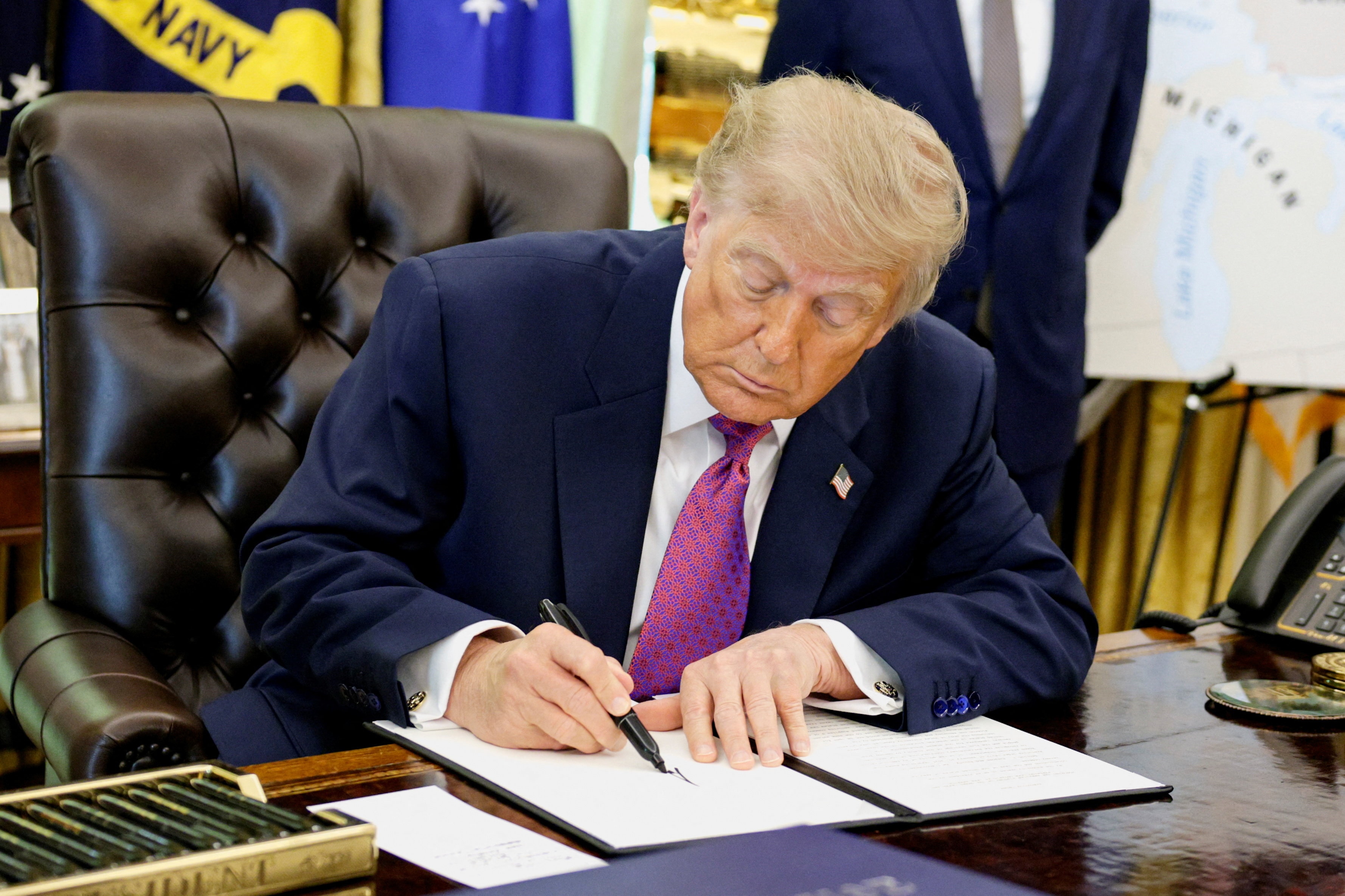 Trump orders new name for Lake Ontario in provocative trade war twist
