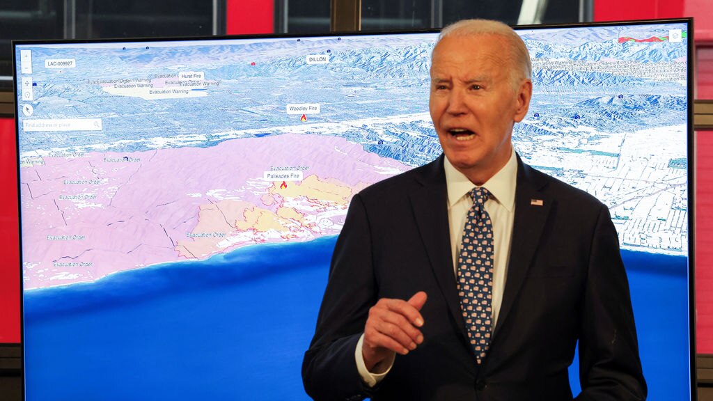 Joe Biden issues major disaster declaration for LA wildfires - ABC News