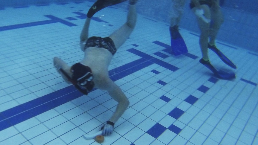 Underwater hockey in Canberra