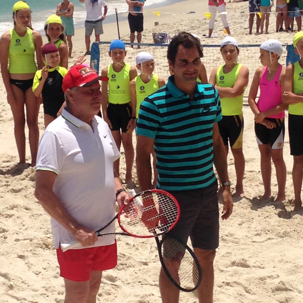 Hopman Cup Roger Federer Draws Crowds To Cottesloe Beach Abc News