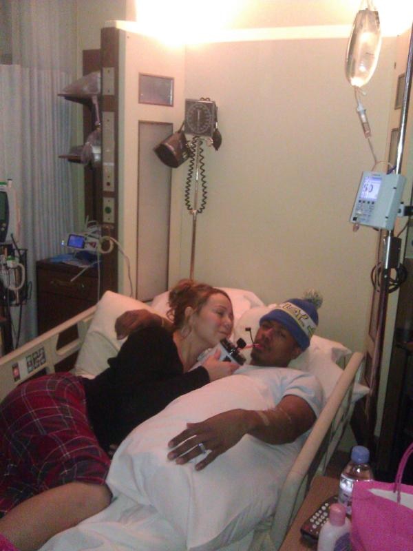 Mariah Carey with Nick Cannon in hospital