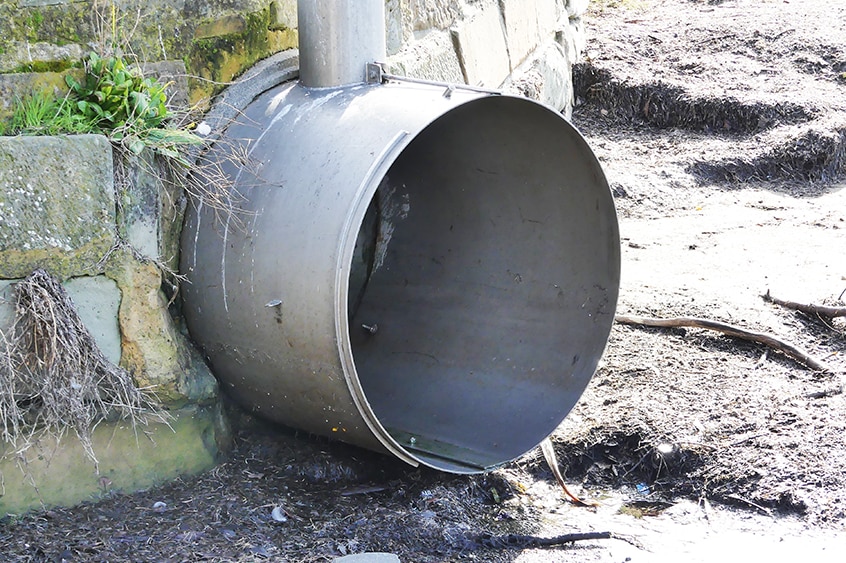 Drain pipe into River Derwent.