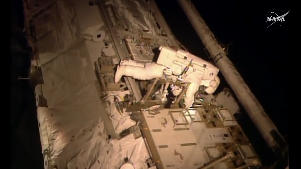 US astronauts dodge ammonia