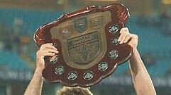 Gorden Tallis and the State of Origin shield