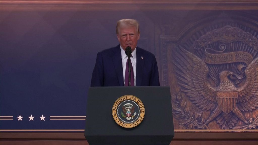 Donald Trump calls for a meeting with Putin to end Ukraine war - ABC News