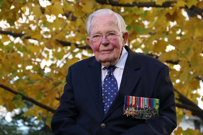 Portrait of HMAS Hobart survivor Gordon Johnson.