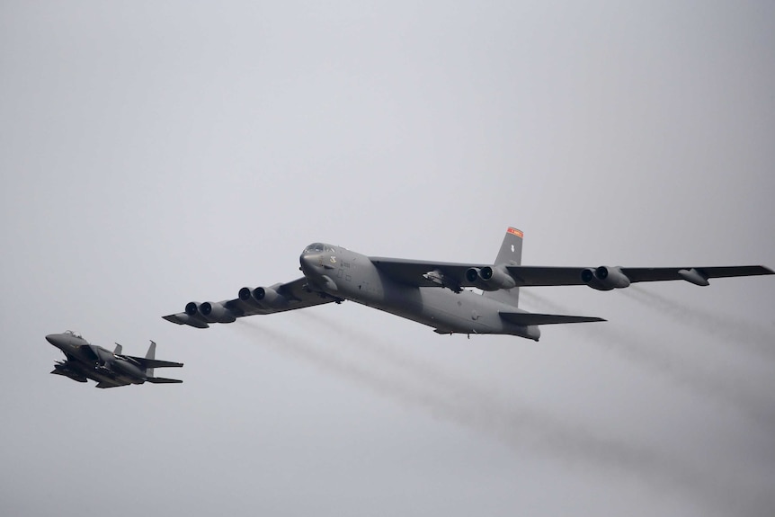 An image of a B-52 bomber mid flight.
