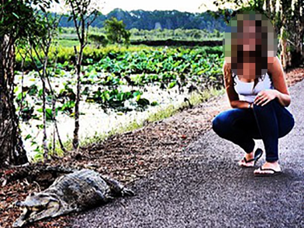 Croc warning for photographers at Fogg Dam, NT