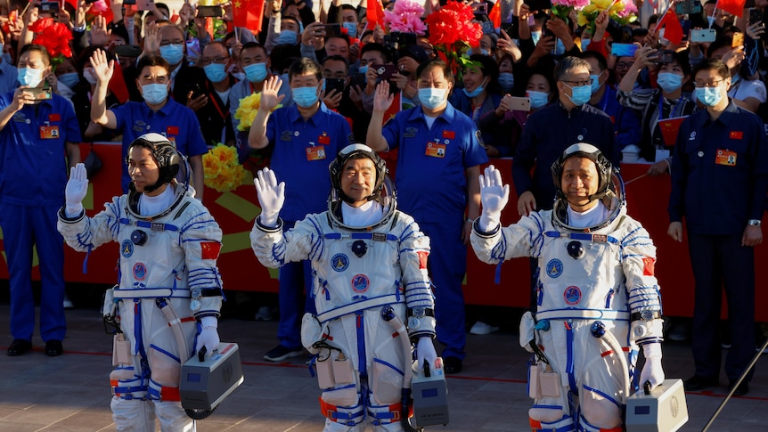 China launches Shenzhou-12 spacecraft carrying first crew to new space station - ABC News