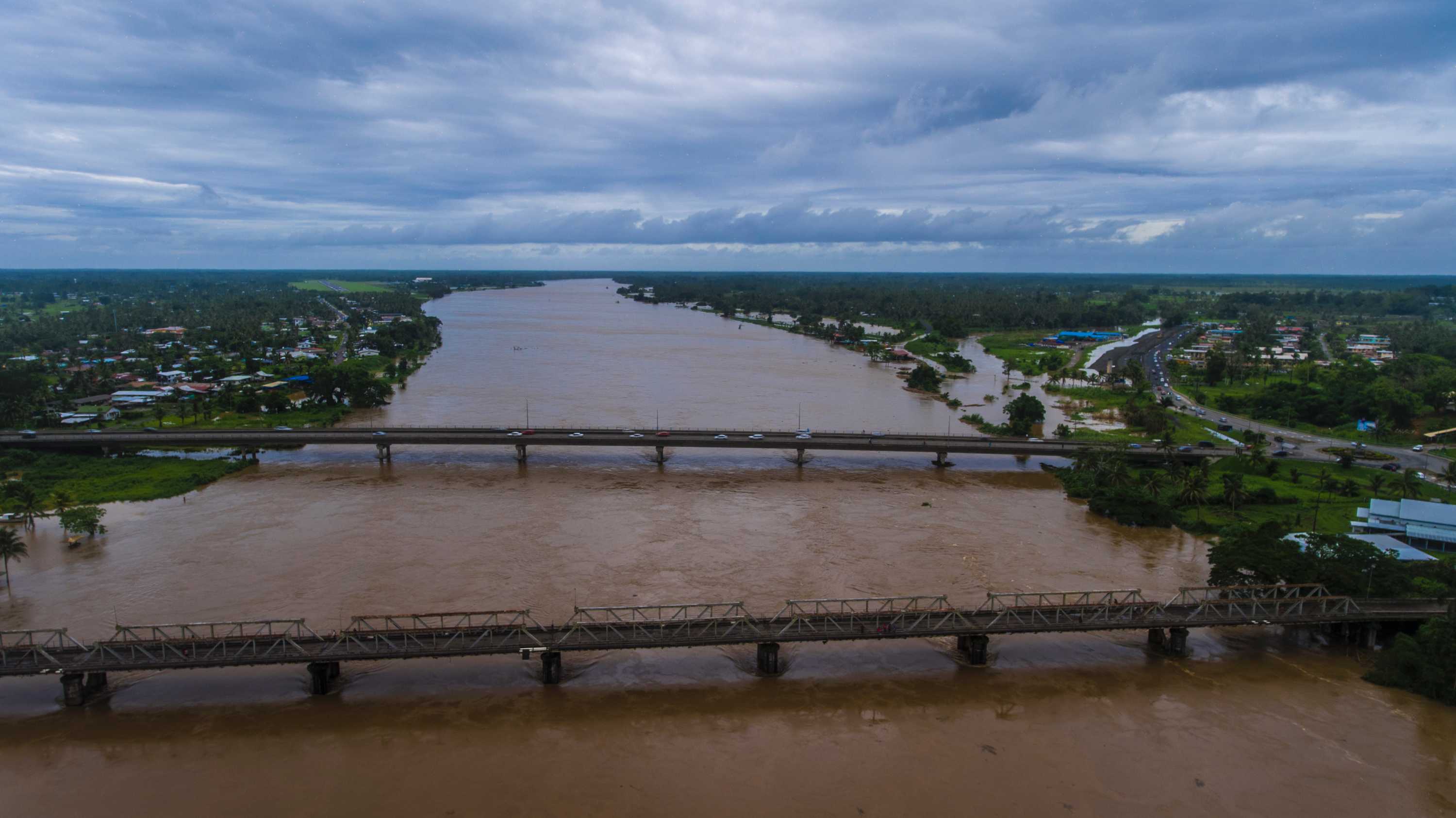 Fiji floods Days of torrential rain cause severe flooding and