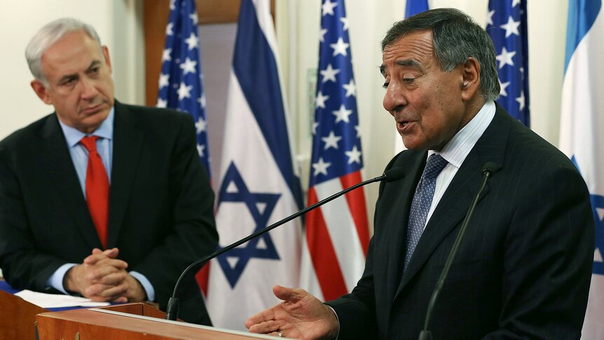 Panetta meets Netanyahu in Israel