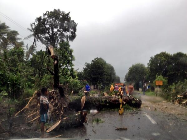 Deadly Typhoon Haiyan / Yolanda Lashes Philippines - ABC News