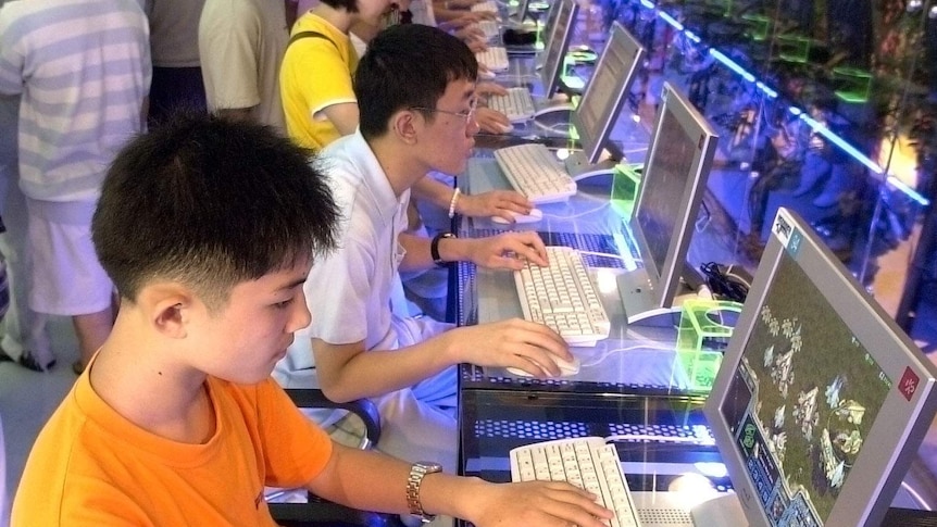 South Korean gamers do battle on Starcraft