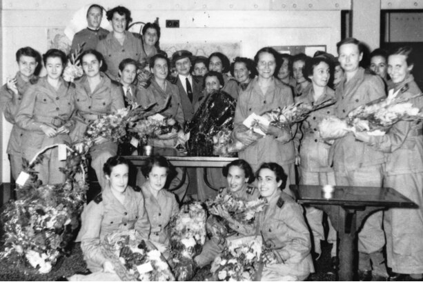 Group portrait of Australian Army Nursing Service nurses, who were former prisoners of war.
