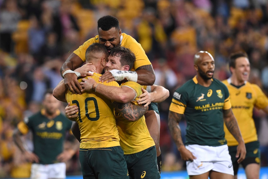 Wallabies celebrate Bernard Foley's try