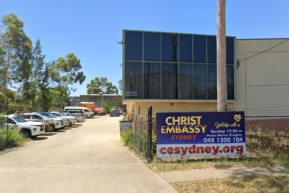 Police issue $35,000 in COVID-19 fines after illegal gathering at Sydney  church - ABC News
