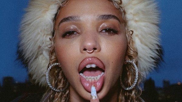 soul ctrl: FKA twigs