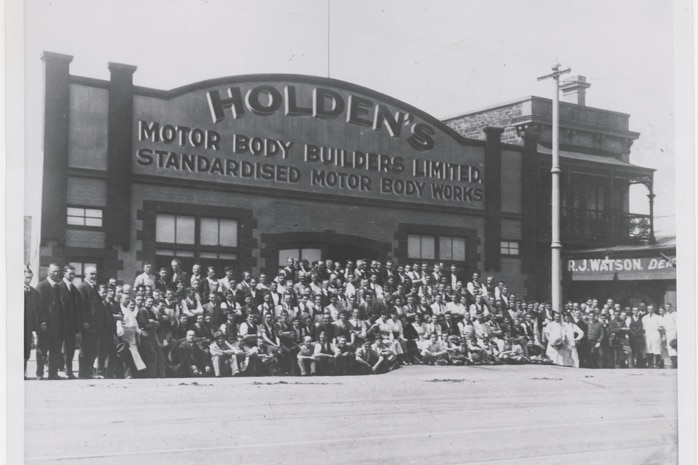 Holden's Motor Body Builders