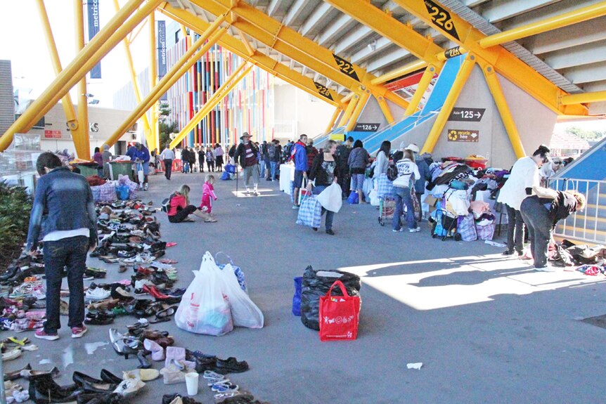 Locals in need gather at the 2015 Gold Coast Homeless Connect