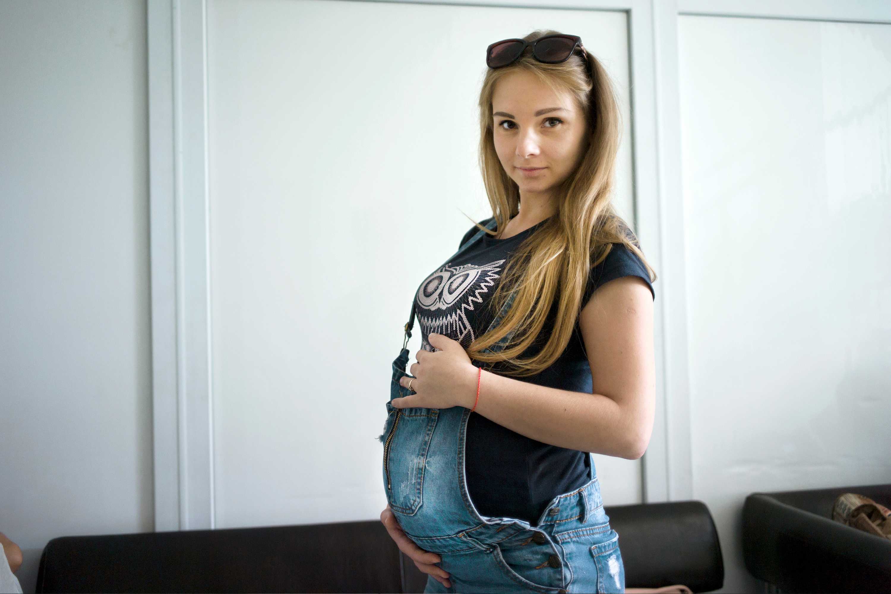 Inside Ukraine S Surrogacy Industry Where Australians Are Travelling To Have A Family Abc News