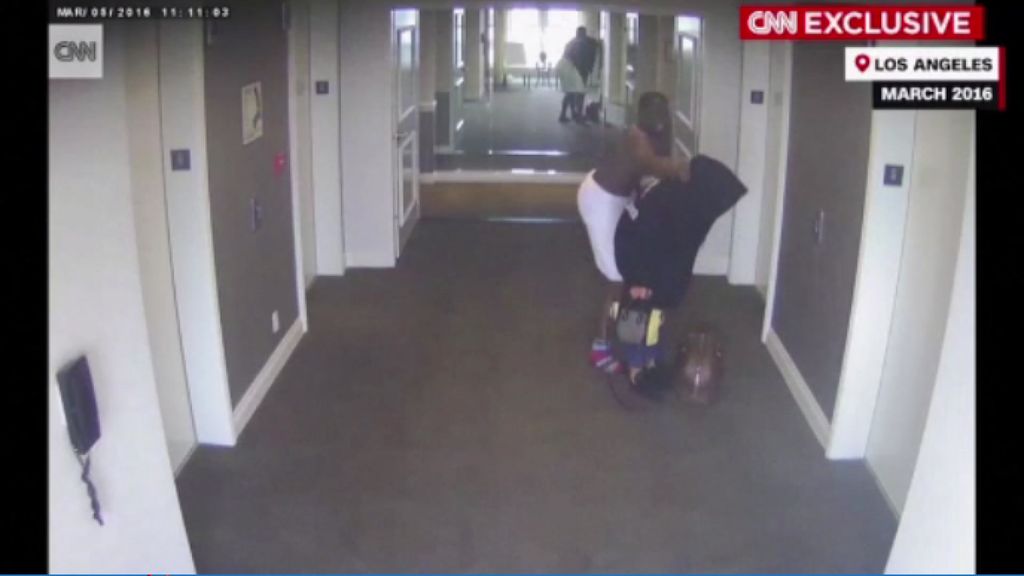 Sean 'Diddy' Combs's lawyers ask singer Cassie to read out graphic texts in  court - ABC News