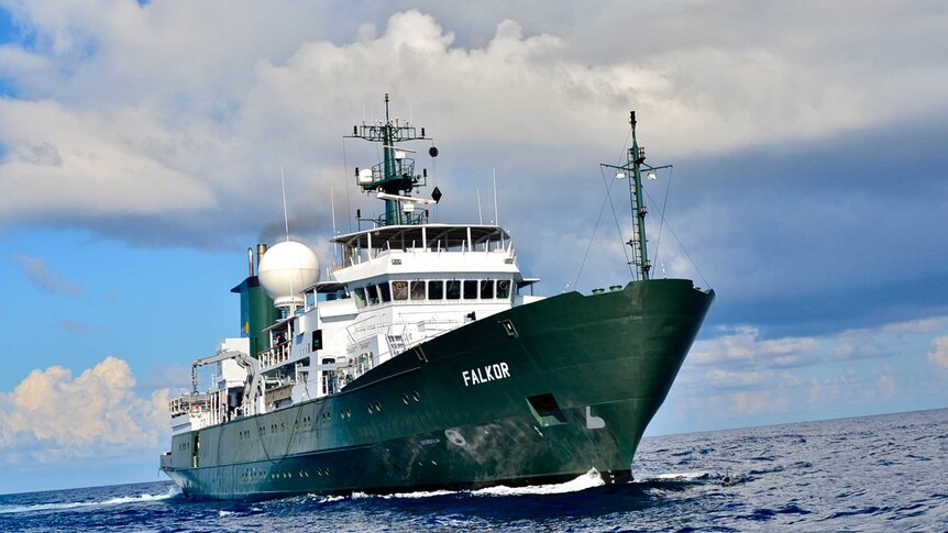 RV Falkor operated by the Schmidt Ocean Institute