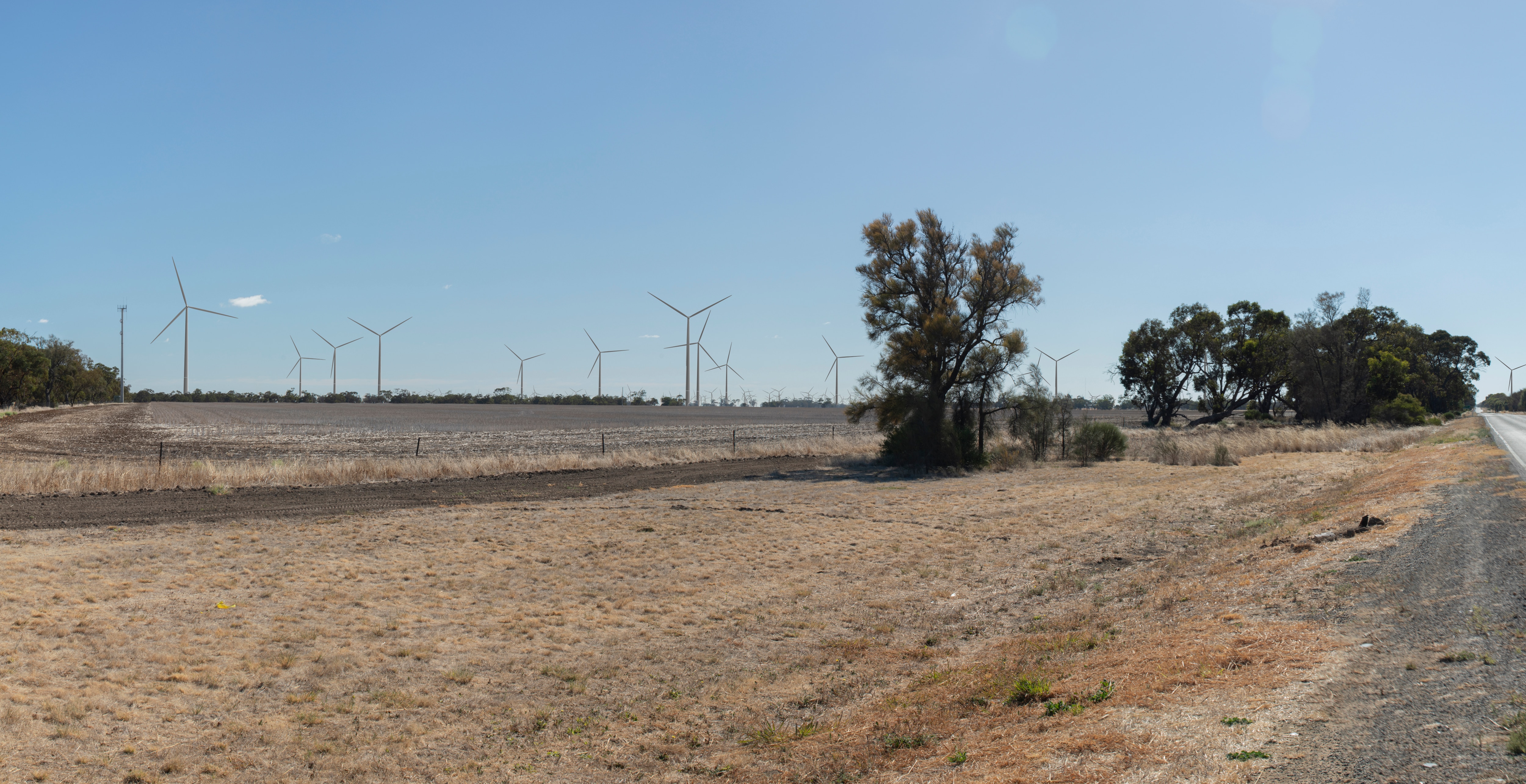 abc.net.au - Nethma Dandeniya - Plans for largest wind farm in Southern Hemisphere get Victorian approval