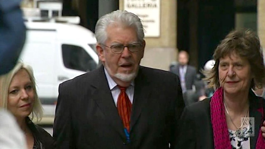 Witnesses testify to Rolf Harris's 'warm, friendly' nature