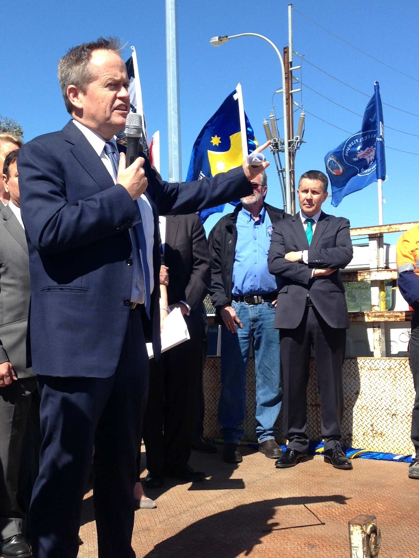 Bill Shorten addresses ASC workers at Osborn rally