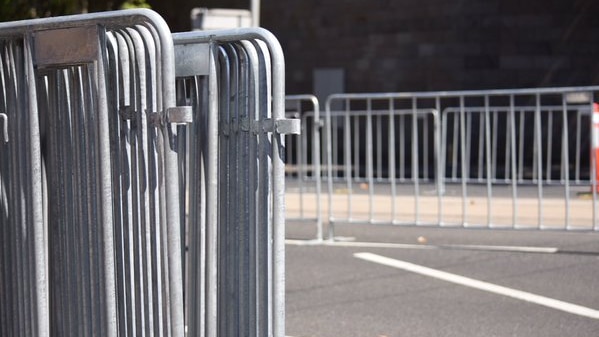 Crowd barriers being set up in Melbourne ahead of New Year's Eve