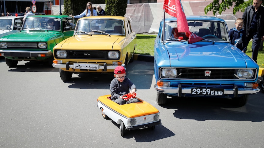 APN: Vintage Russian Cars 1