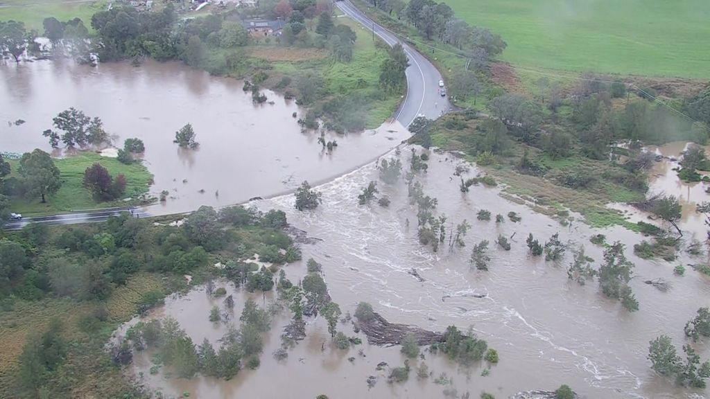 Severe wet weather drenches NSW South Coast and Illawarra - ABC News