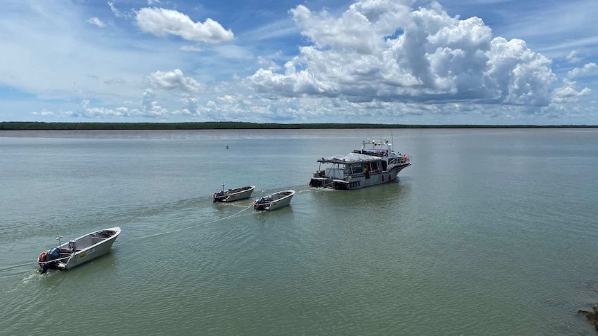 Barramundi boat towing dinghys