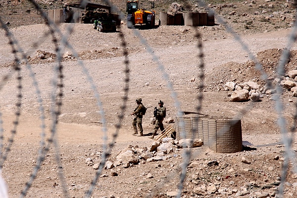 Soldiers seen through the wire in Afghanistan (Scott Ludlam)