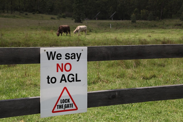 A "no to AGL" sign on a farm fence in the Hunter Valley region.