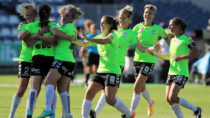 Canberra United celebrates beating Melbourne Victory in the W-League semi on December 13, 2014.