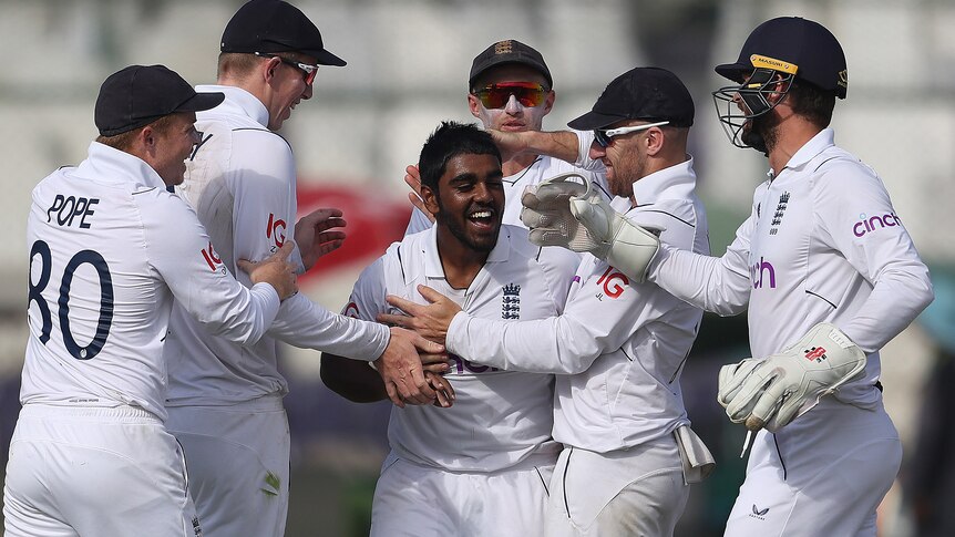 Rehan Ahmed wird voraussichtlich der jüngste Ashes-Spieler seit 146 Jahren, wenn er zum Test berufen wird