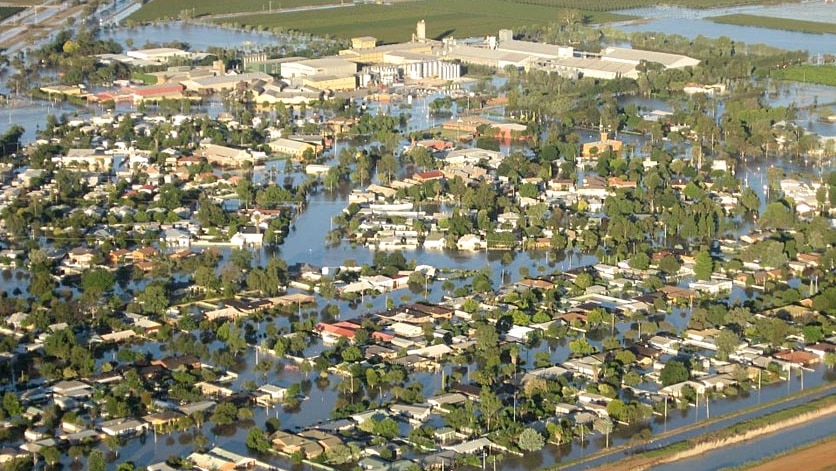 Floodwaters cover the town of Yenda.