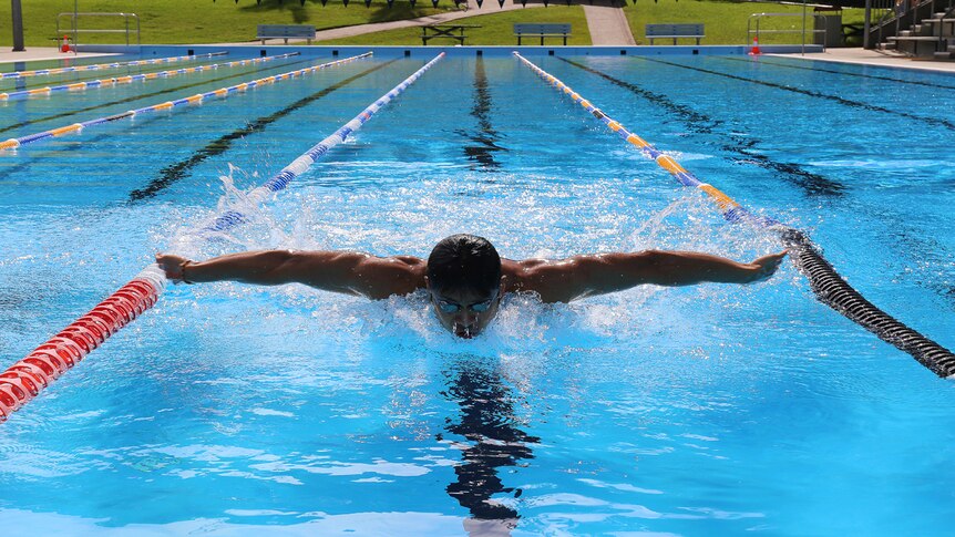 Glenn Victor Sutanto swimming at Tweed Aquatic Centre