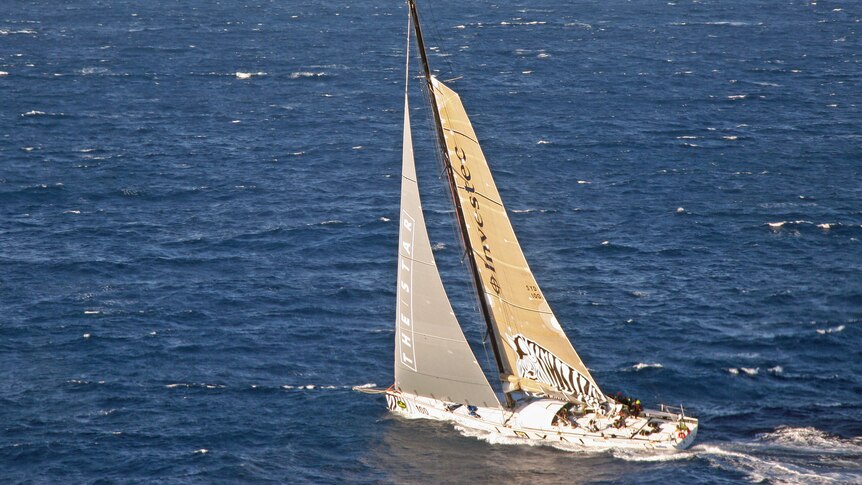 Investec LOYAL moved further west of Wild Oats XI in hope of skirting around the light weather.
